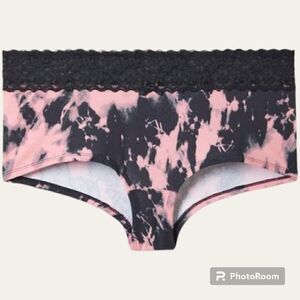 5X 28W Torrid Cotton Boyshort Panty Tiedye Pink Black Lace Trim Mid Rise Medium